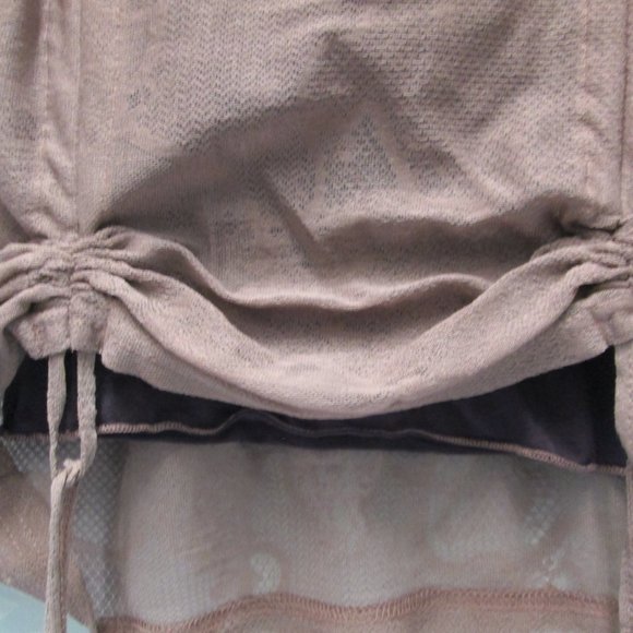 MADO ET LES AUTRES TOP - Picture 2 of 4